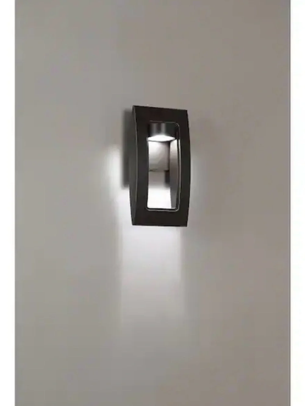 New Home Decorators Frolynn outdoor Wall Sconce oil rubbed bronze